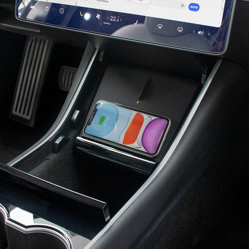 Supporto per telefono e caricatore per Tesla Model 3 di GreenDrive Supporto per telefono e caricatore per Tesla Model 3 di GreenDrive