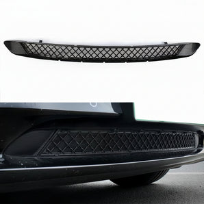 Front bumper grille insert with black center grille and diamond mesh