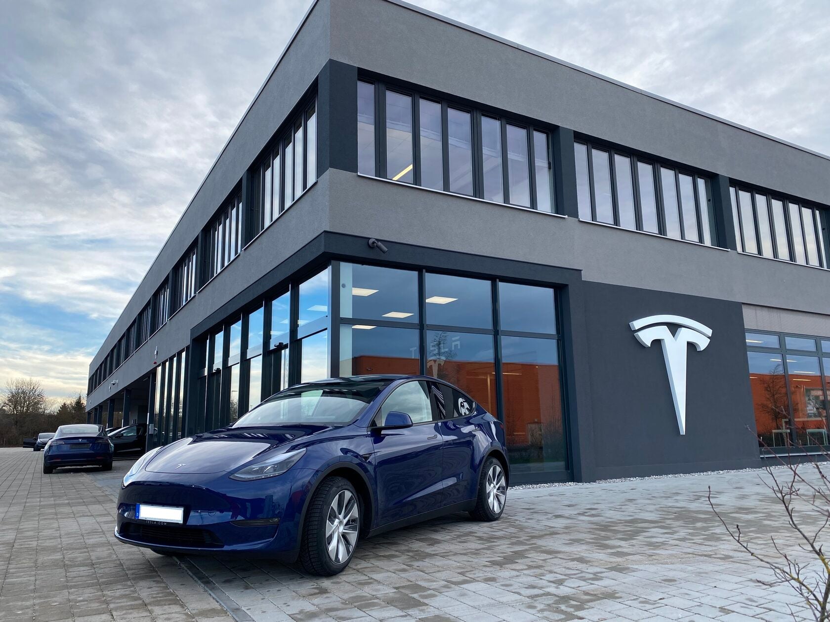 Tesla Revamps Referral Program With Chance To Win Model Y Long Range