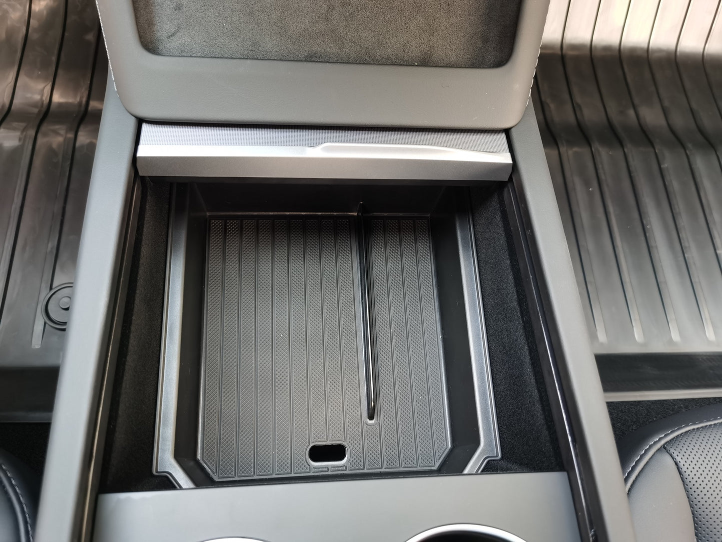 Center Console & Armrest Box Storage Tray for Tesla New Model 3 Highland