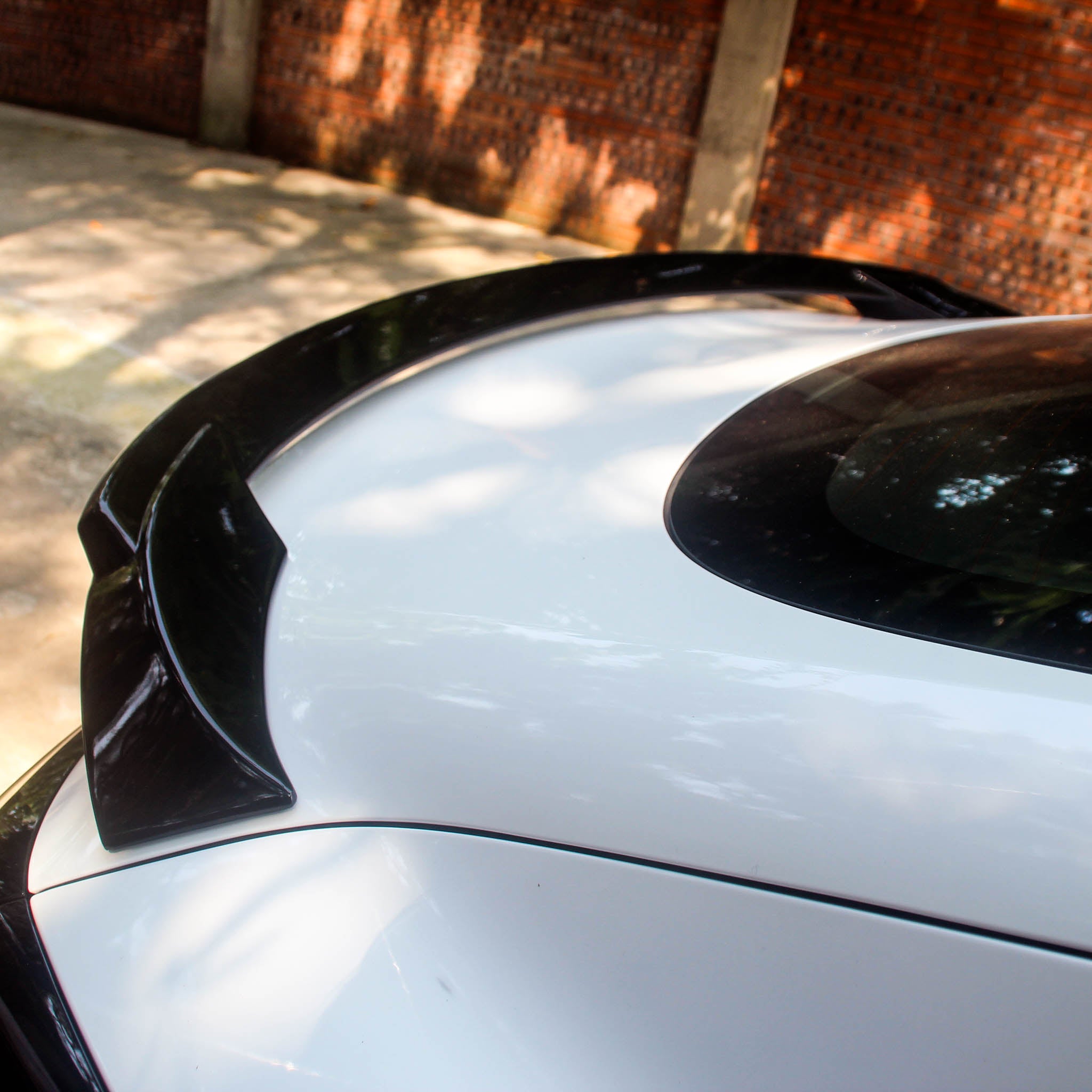 Sporty Style Spoiler For Tesla Model 3 & 2024+ New Model 3 Highland