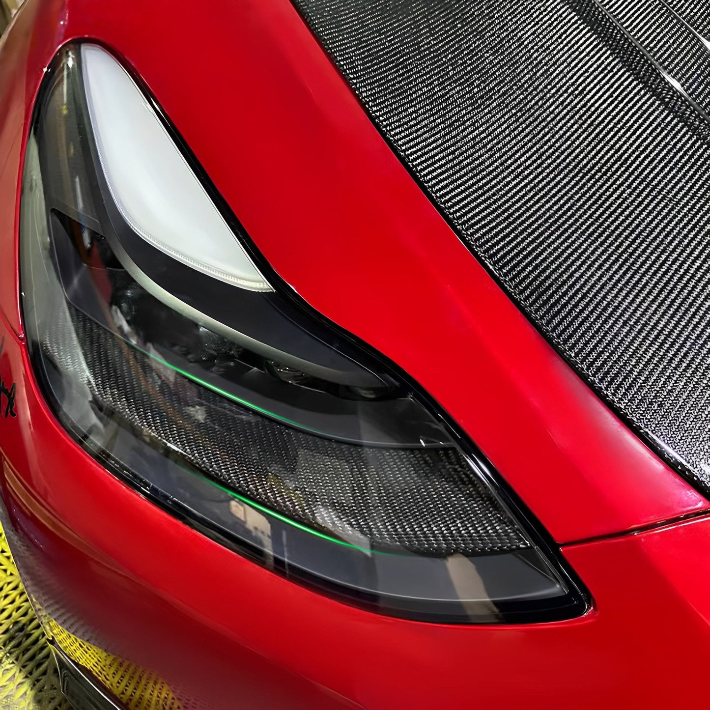 Carbon Fiber Headlight Eyebrow Trim Replacement For Tesla Model 3 & Y