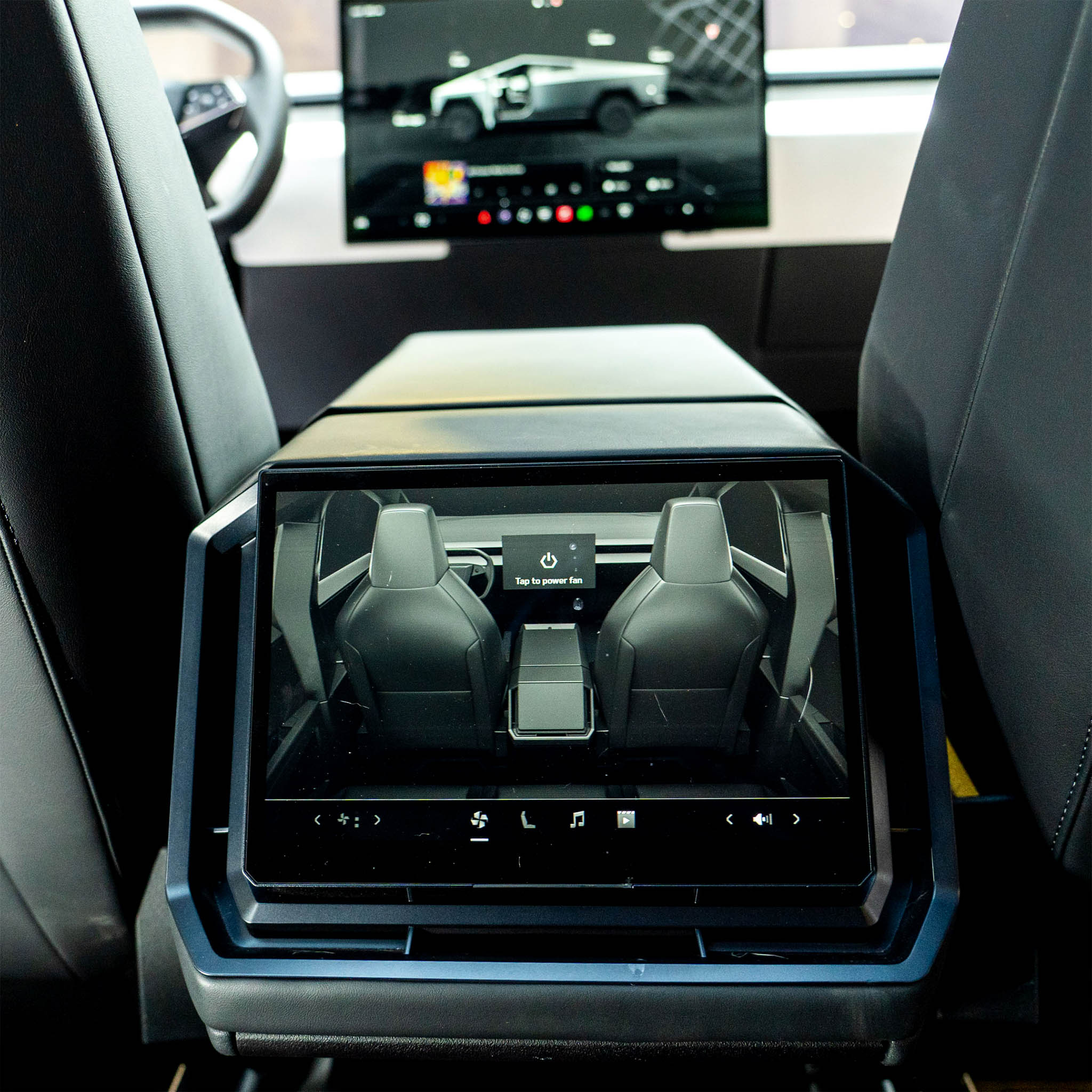 Pellicola Protettiva per Display Tesla Cybertruck da 18,5 Pollici, Anti-Graffio, Anti-Impronta, HD Trasparente, Senza Bolle, Facile da Installare, in PET Pellicola Protettiva per Display Tesla Cybertruck da 18,5 Pollici, Anti-Graffio, Anti-Impronta, HD Trasparente, Senza Bolle, Facile da Installare, in PET