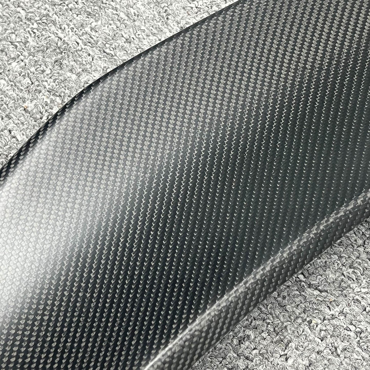 Real Carbon Fiber V-Style Spoiler for Tesla Model 3