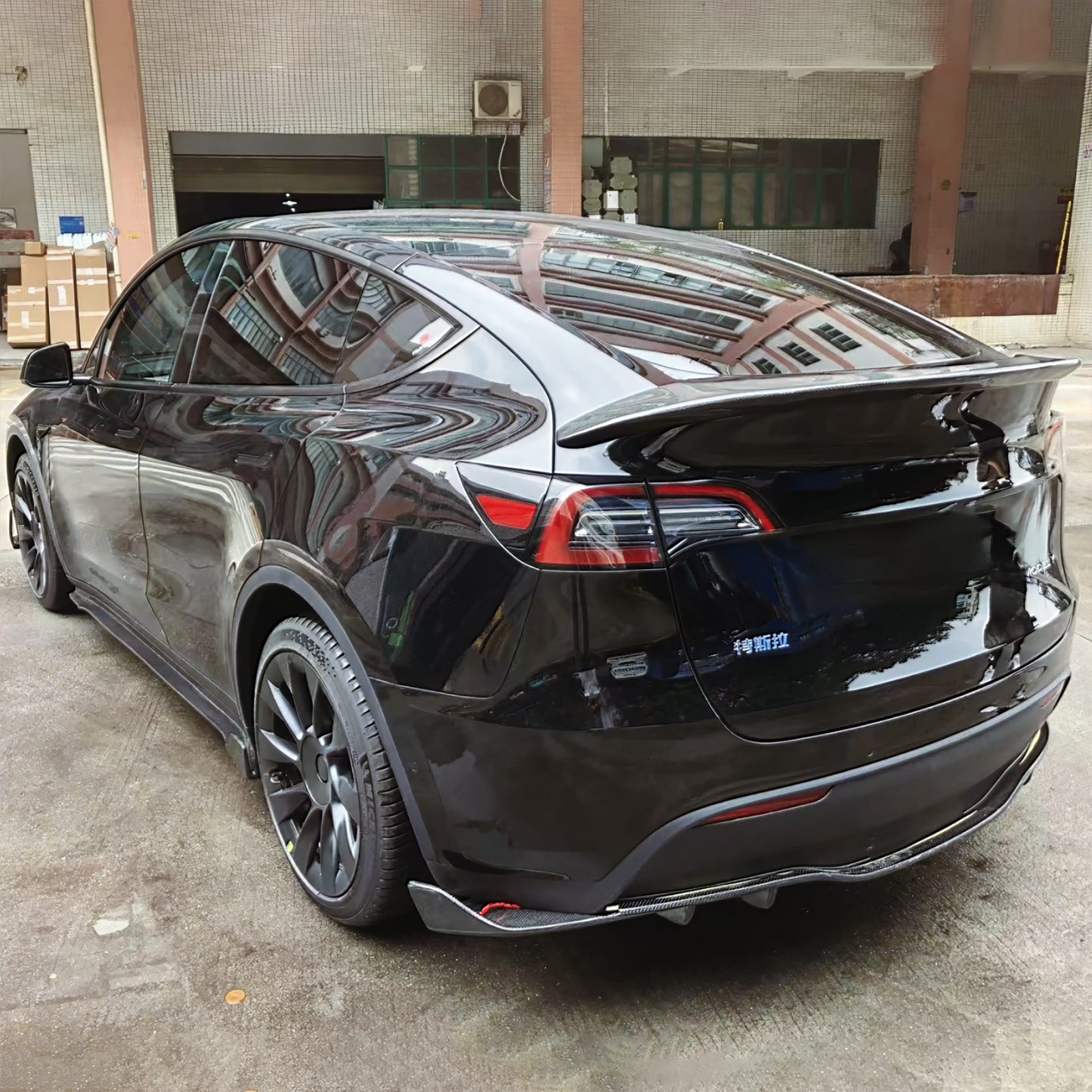 Tesla Model Y V-Style Rear Diffuser Real Carbon Fiber