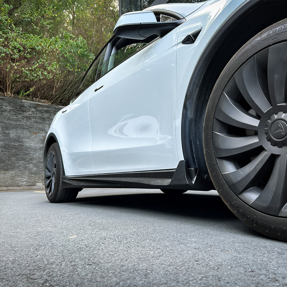 Tesla Model Y Carbon Fiber Side Skirts for 2026+ Juniper – Yeslak
