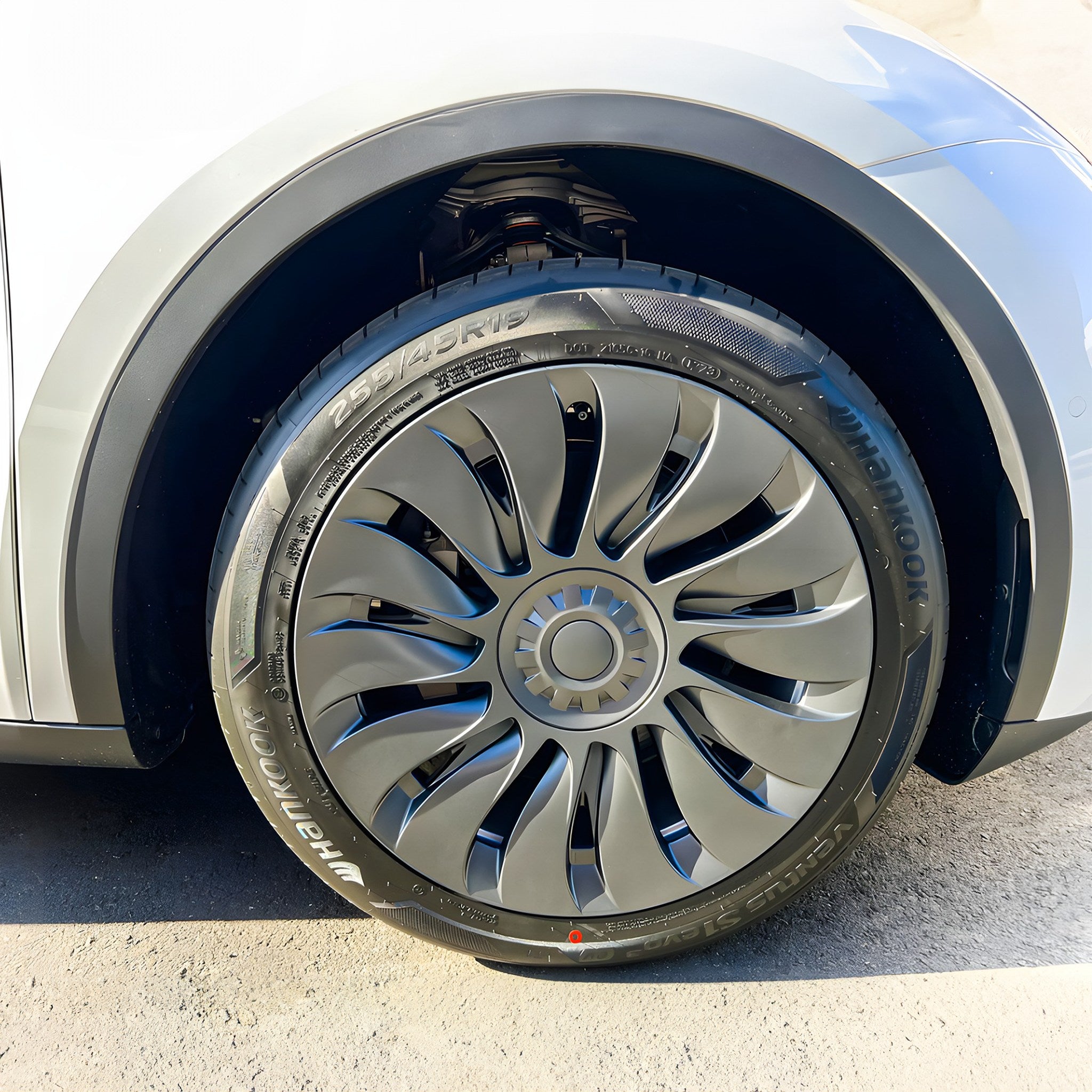 Uberturbine Wheel Covers for Tesla Model Y 19'' Gemini Wheels