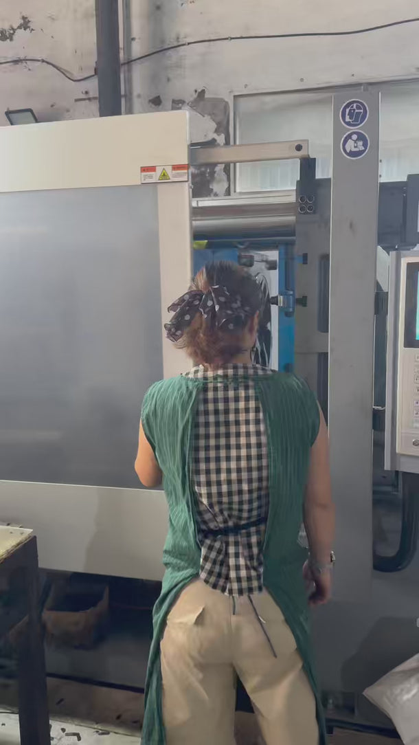 Tesla Model Y Juniper 18-inch Aperture wheel cover production process